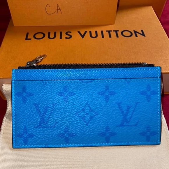 Louis Vuitton Coin Card Holder - Picture 3 of 6